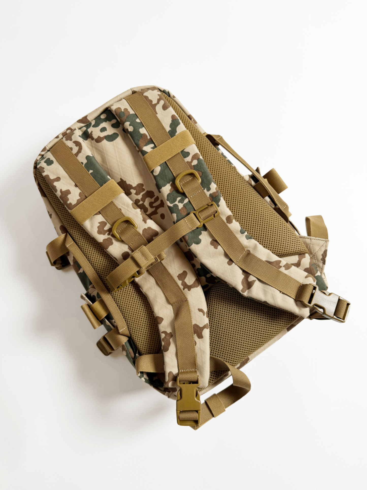 LVX v2 - Desert Flecktarn