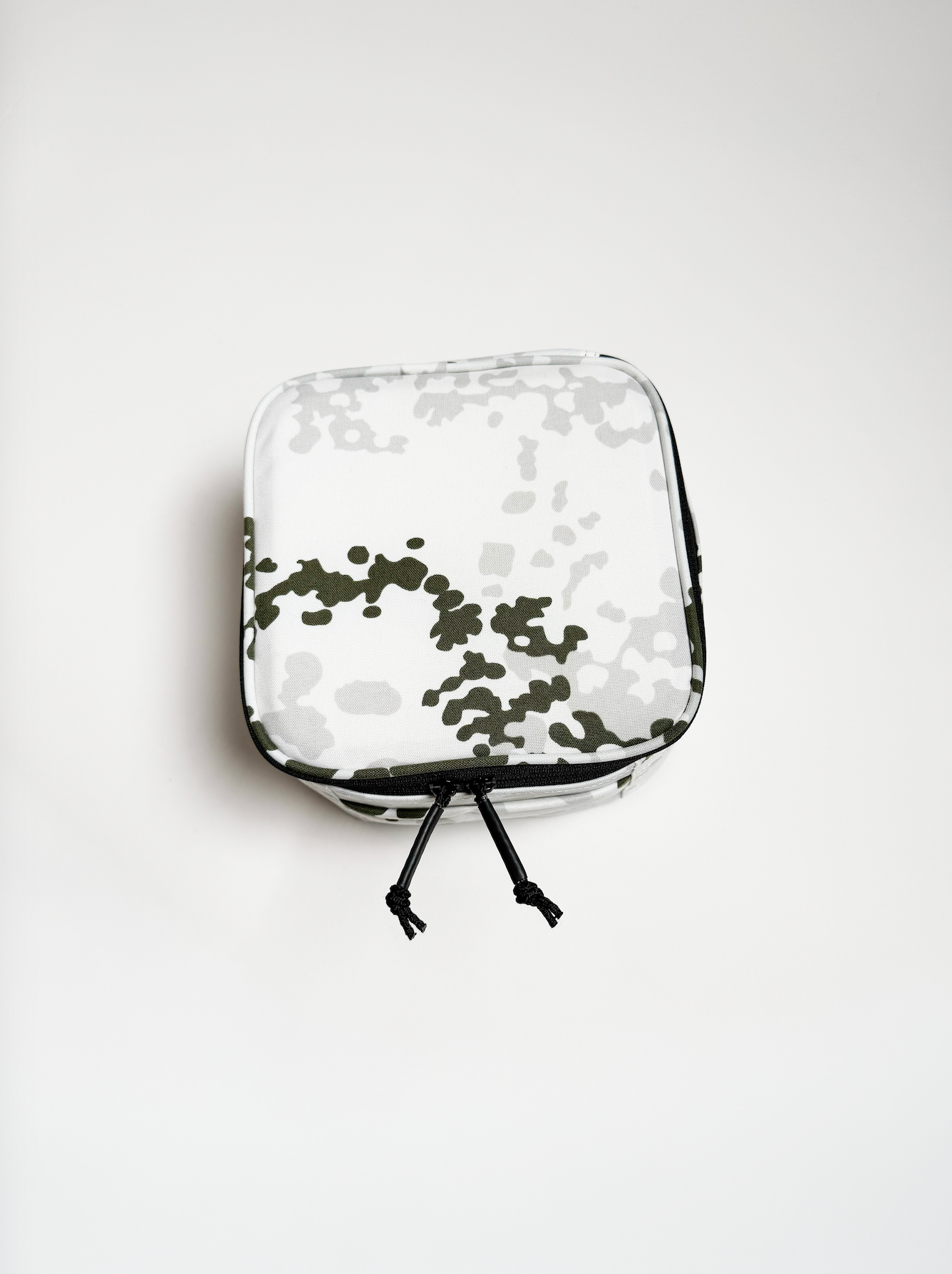 8x8 Case v2 - Winter Flecktarn